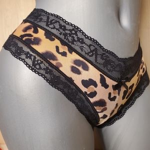 VS XS Nougat Leopard Open Back Cheeky Panty